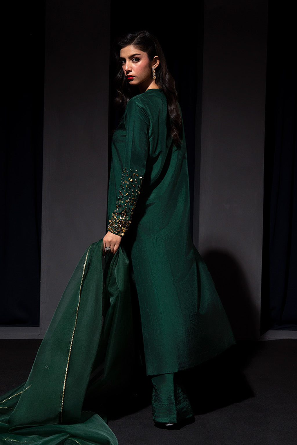 Zelina By Meeral Stitched 3 Piece Formals Collection'2025-HE-001