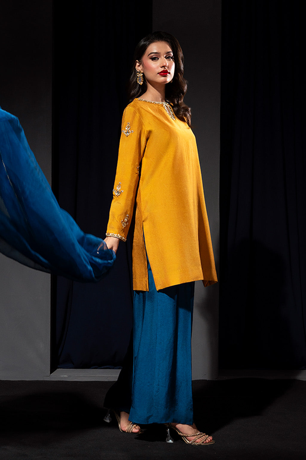 Zelina By Meeral Stitched 3 Piece Formals Collection'2025-HE-002