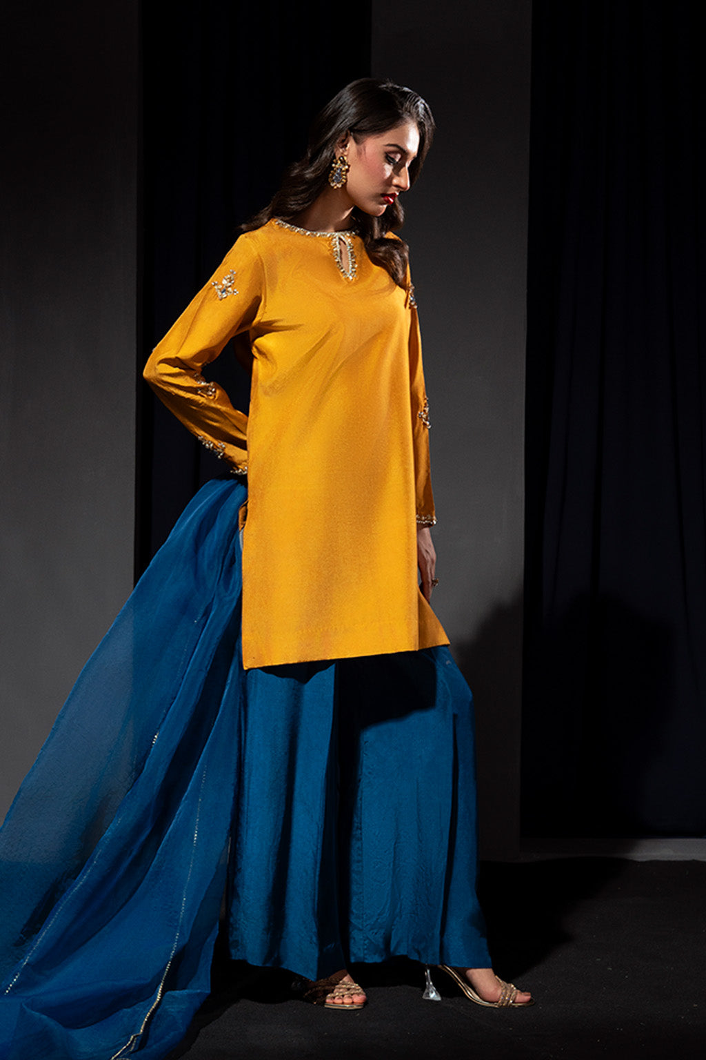 Zelina By Meeral Stitched 3 Piece Formals Collection'2025-HE-002