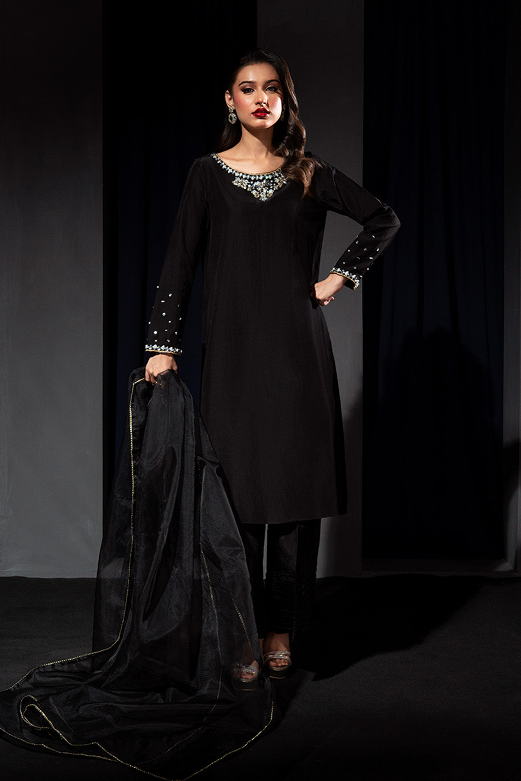 Zelina By Meeral Stitched 3 Piece Formals Collection'2025-HE-003