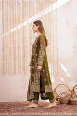 Pehli Nazar By Meeral Stitched 3 Piece Formals Collection'2025-Mehndi