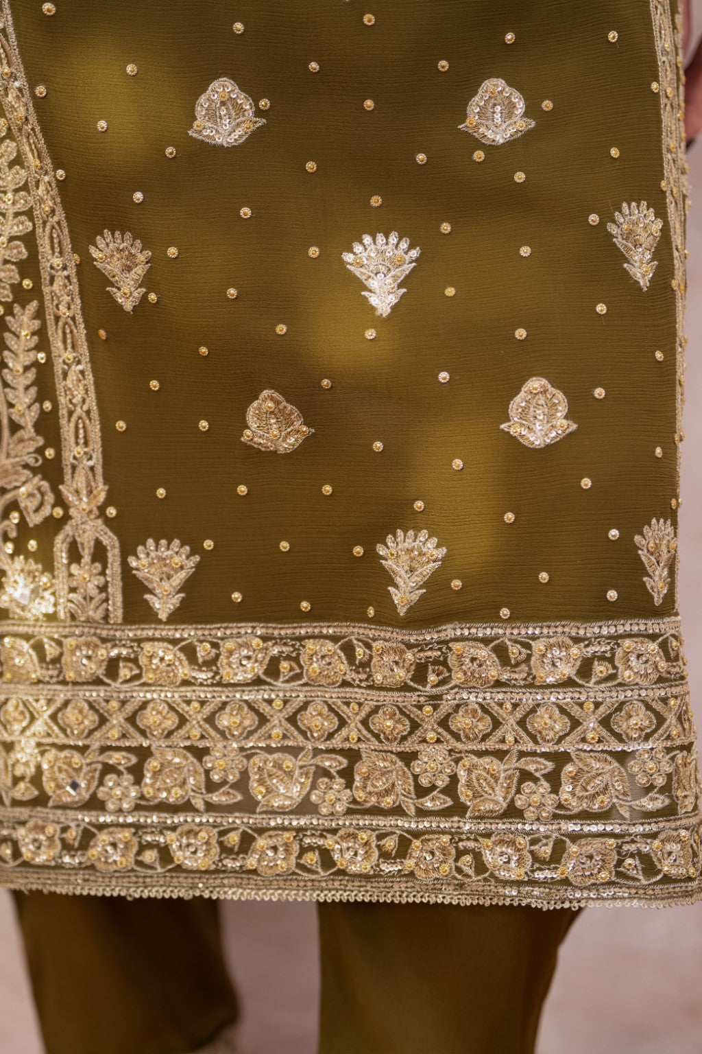 Pehli Nazar By Meeral Stitched 3 Piece Formals Collection'2025-Mehndi
