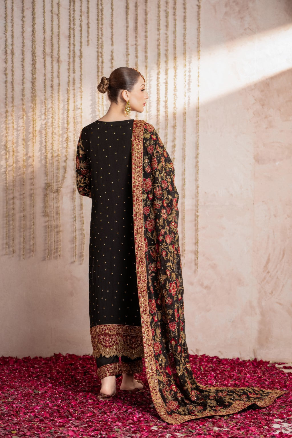 Pehli Nazar By Meeral Stitched 3 Piece Formals Collection'2025-Haseen