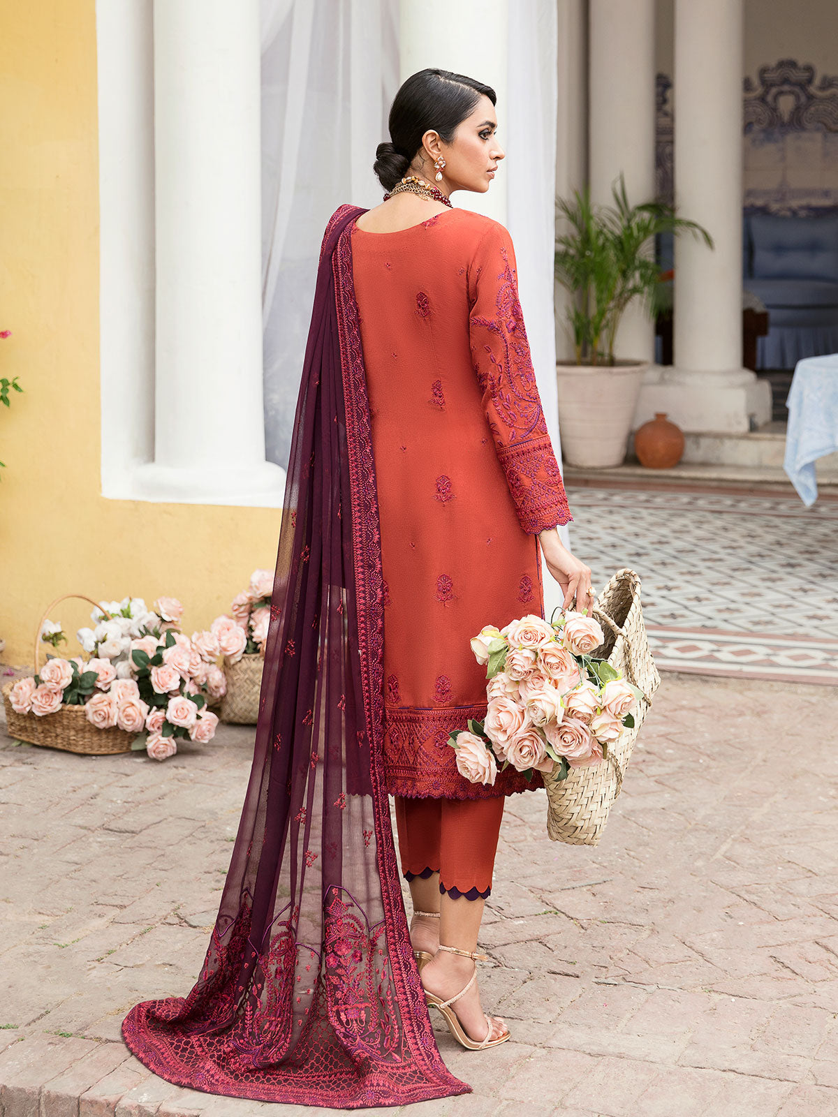 Gulaal Stitched 3 Piece Luxury Emb Pret Vol-01 Collection'2023-Nayaab - (GL-EP23V1-15)