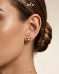 Zeesy-Elegant Vertex Minimal Earring