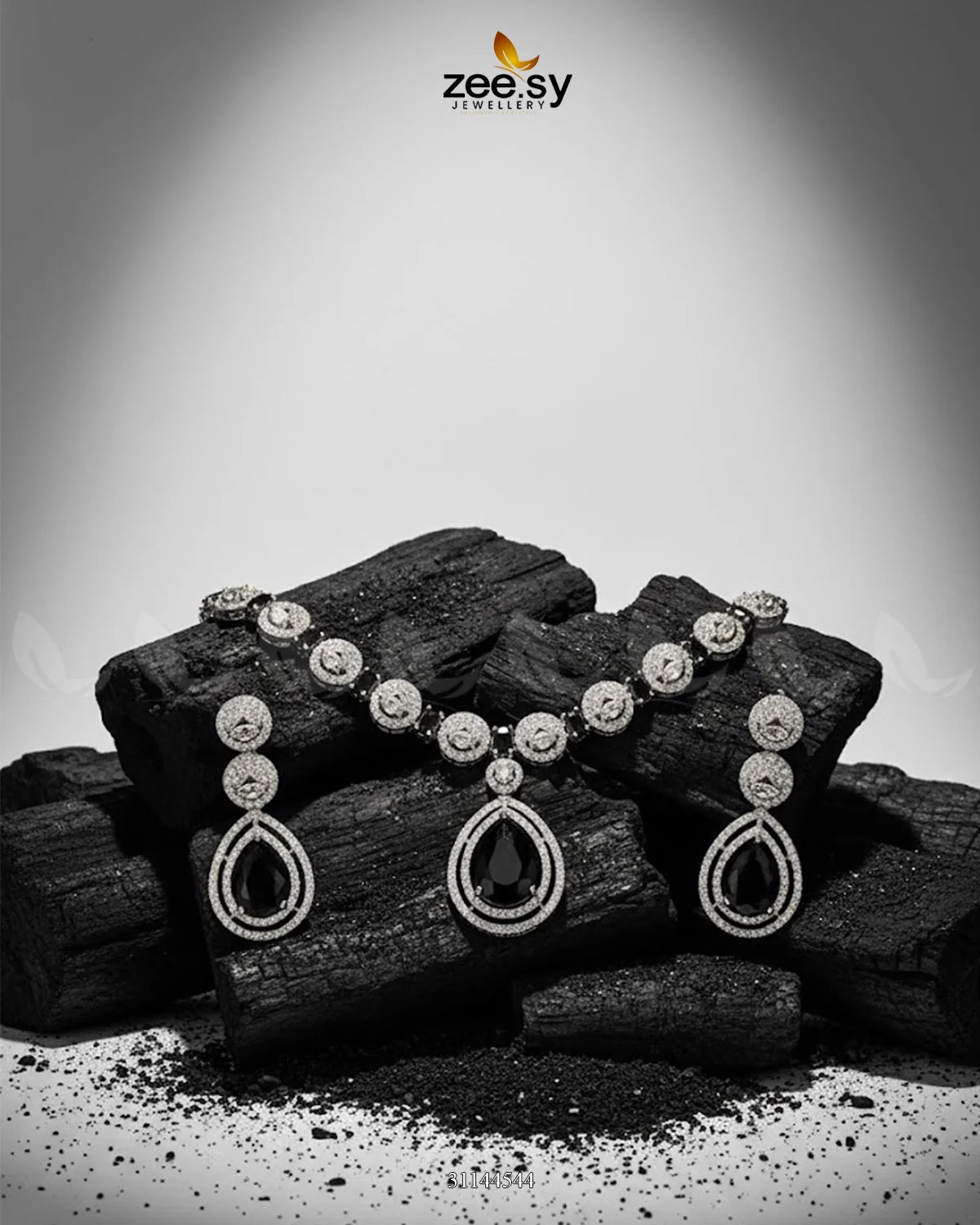 Elegant Heart Cluster Necklace Set - Zeesy Jewellery