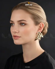 Elviora Earrings Golden - Zeesy Jewellery