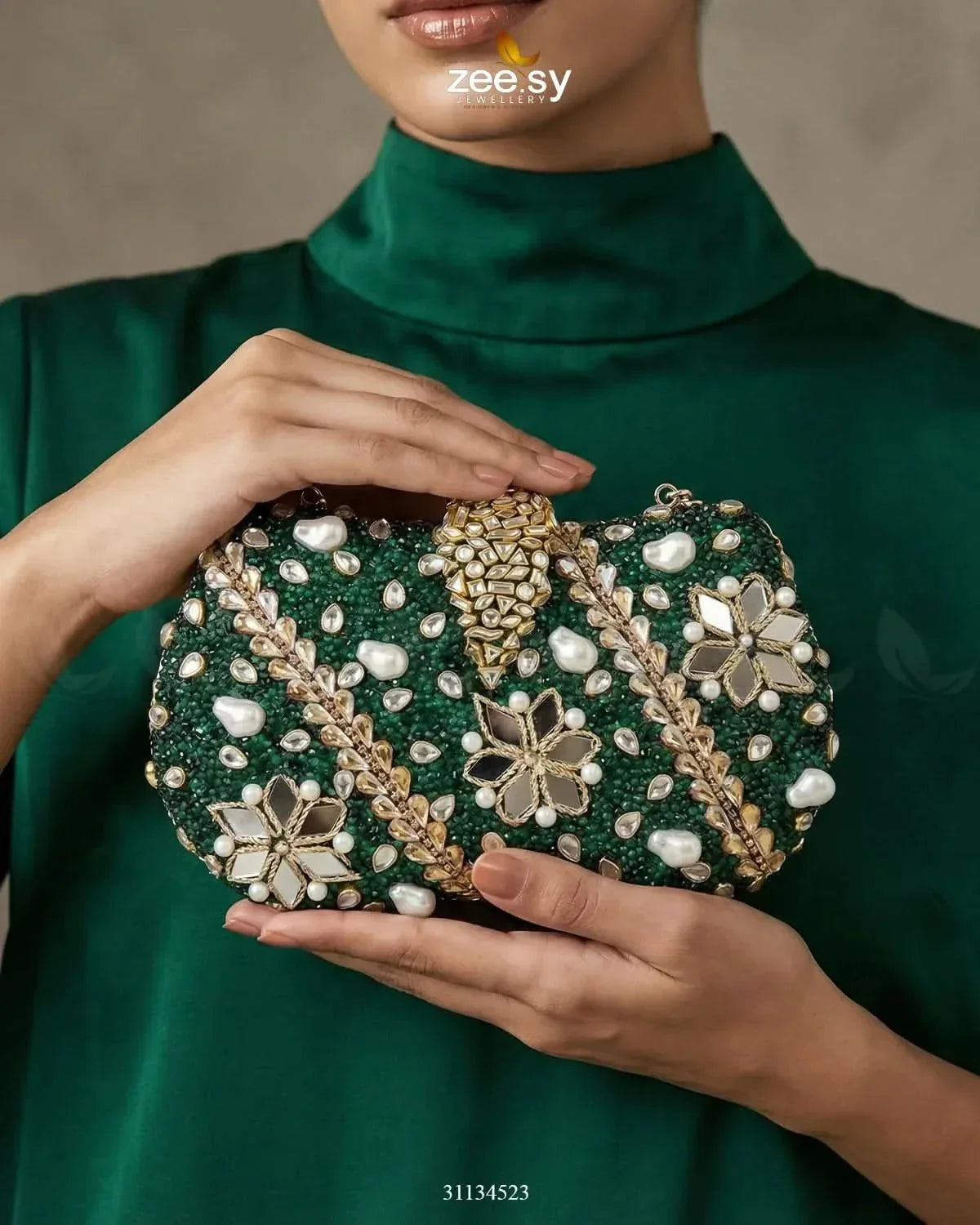 Emerald Baroque Pearl Clutch Bag