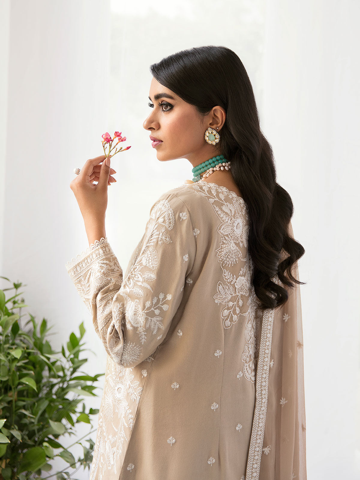Gulaal Stitched 3 Piece Luxury Emb Pret Vol-01 Collection'2023-Meraki (GL-EP23V1-10)