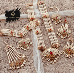 Made For Her-Begums Glory Hyderabadi Bridal Set - WM1014
