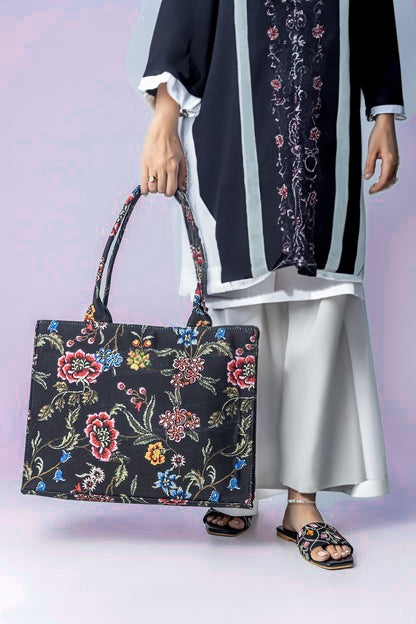 Trendy Canvas Tote Bag women Pakistan