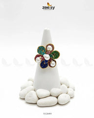 Garnet Lane Flower Ring - Zeesy Jewellery