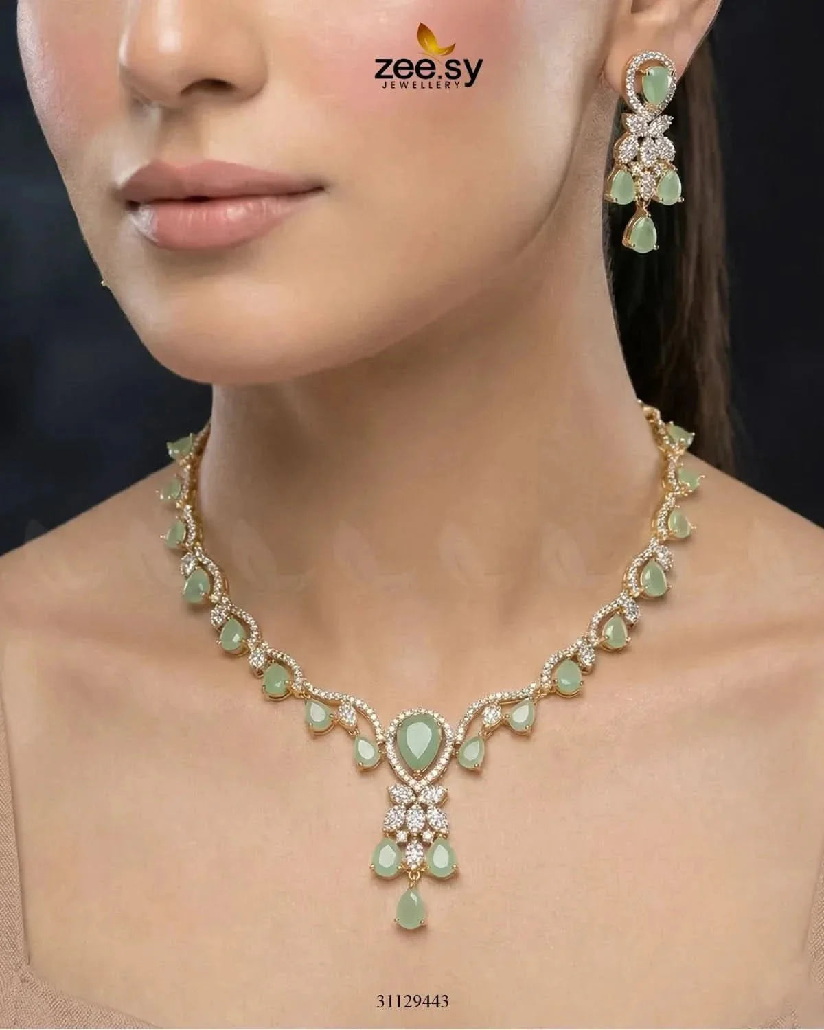 Golden Radiant Drop Necklace Set