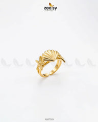 Golden Riviera Seashell Starfish Ring