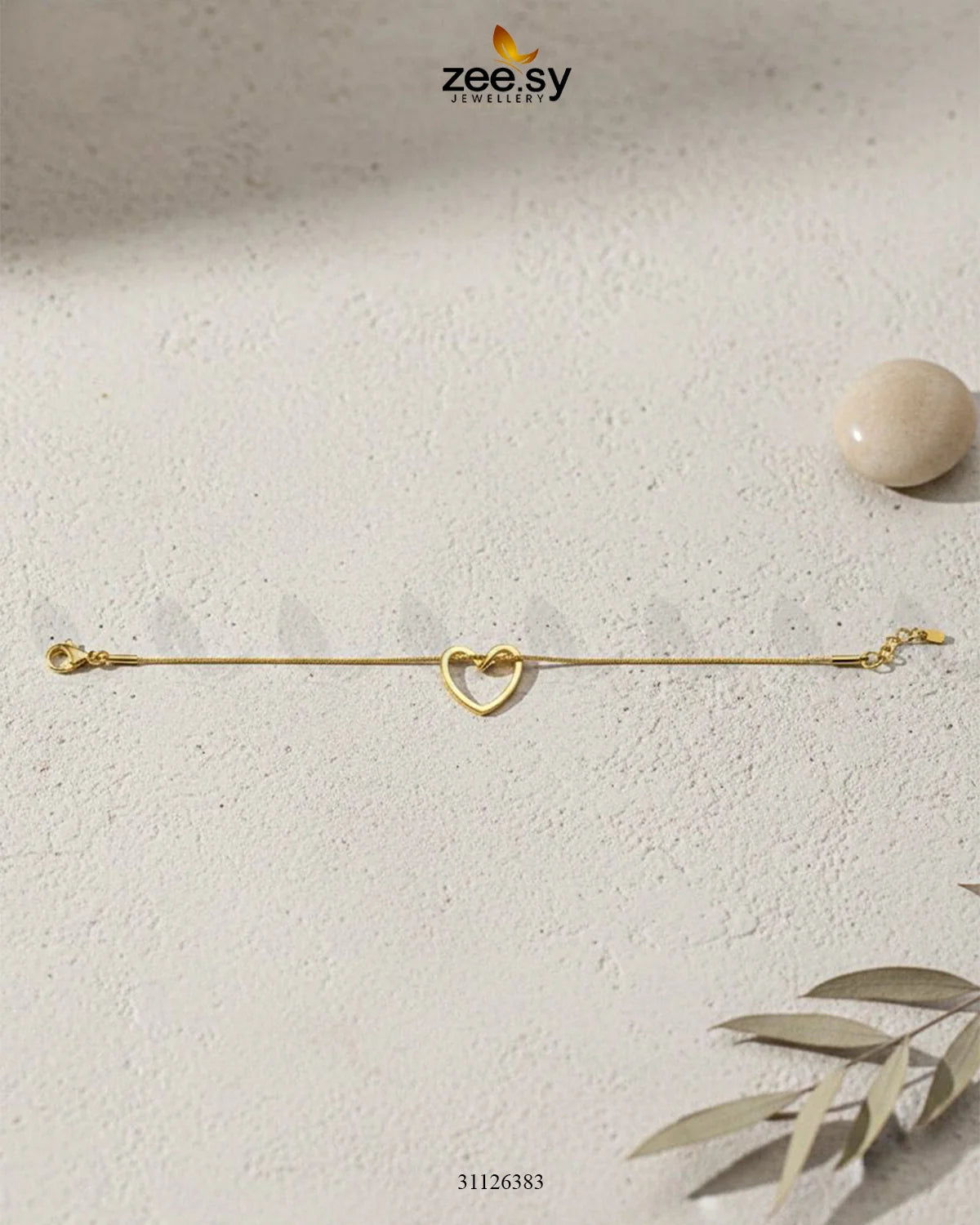 Hallow Curved Heart Bracelet - Zeesy Jewellery