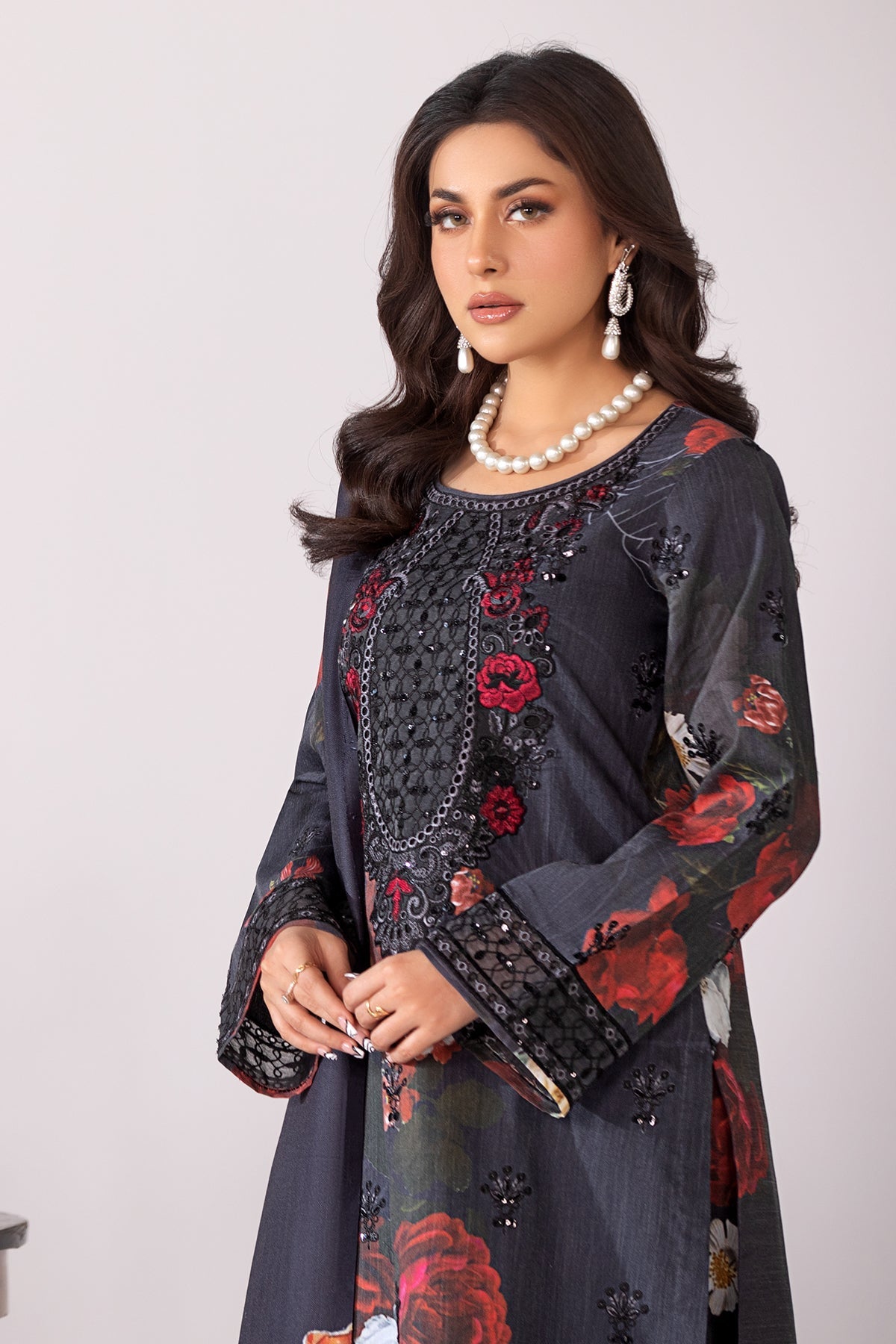 Masakali By Imrozia Stitched 3 Piece Winter Collection'2025-I.P-84 Kajal