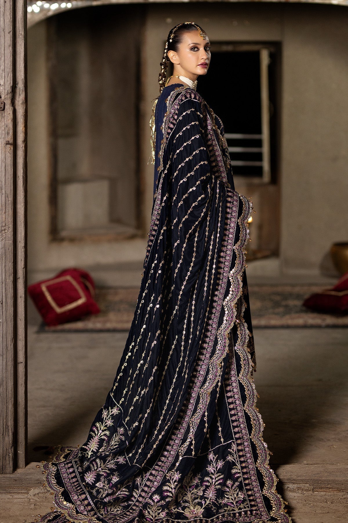 Imrozia Serene Velvet Shawl Collection'2025-ISS - 07