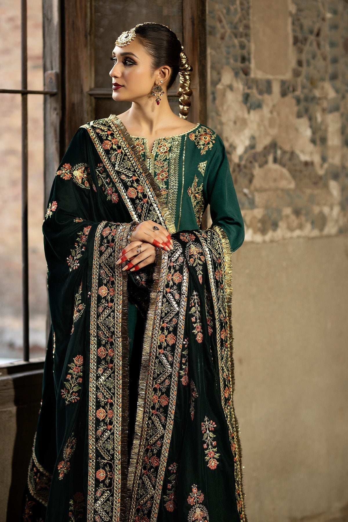 Imrozia Serene Velvet Shawl Collection'2025-ISS - 06