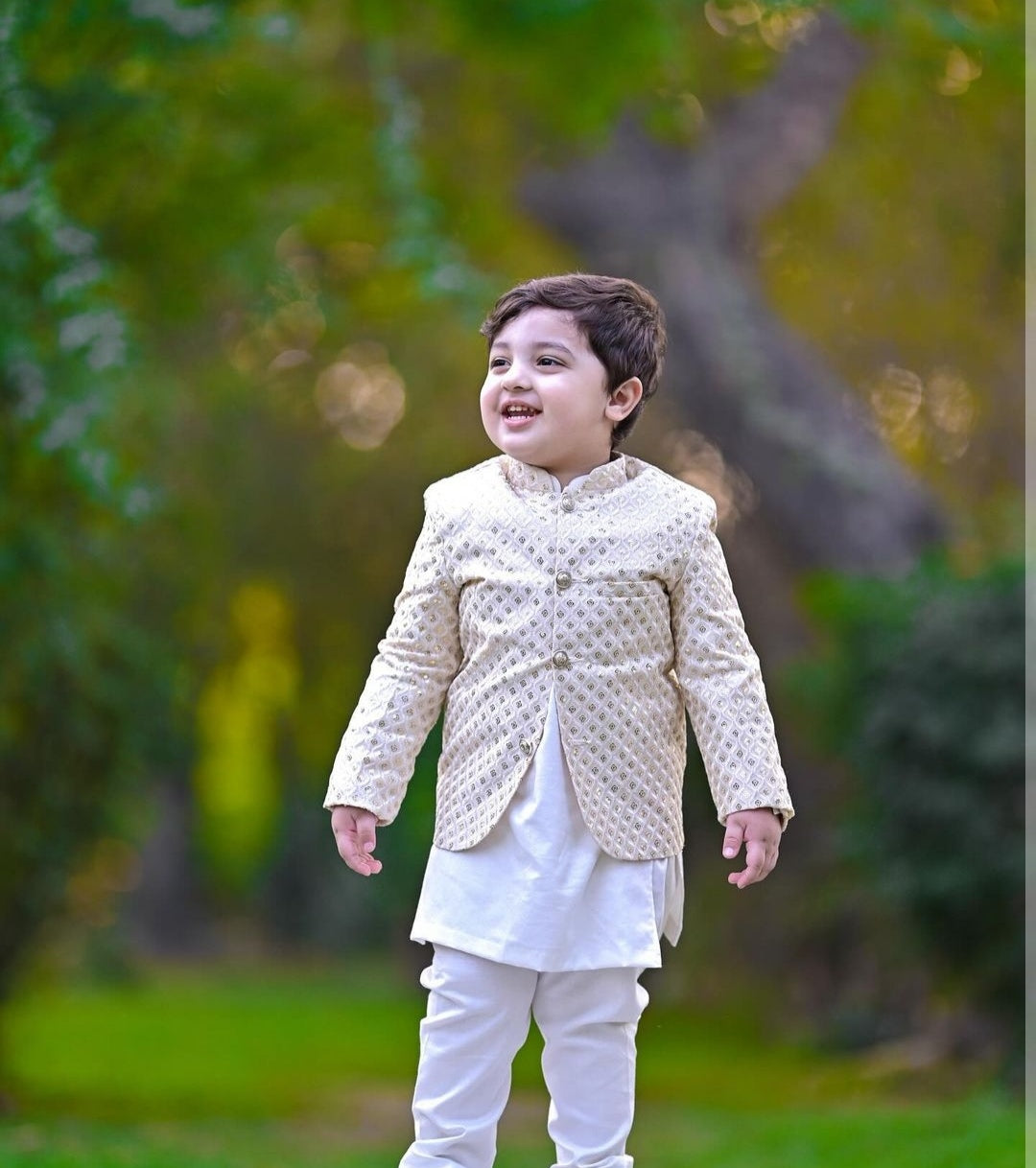Hassanjee x Shomi