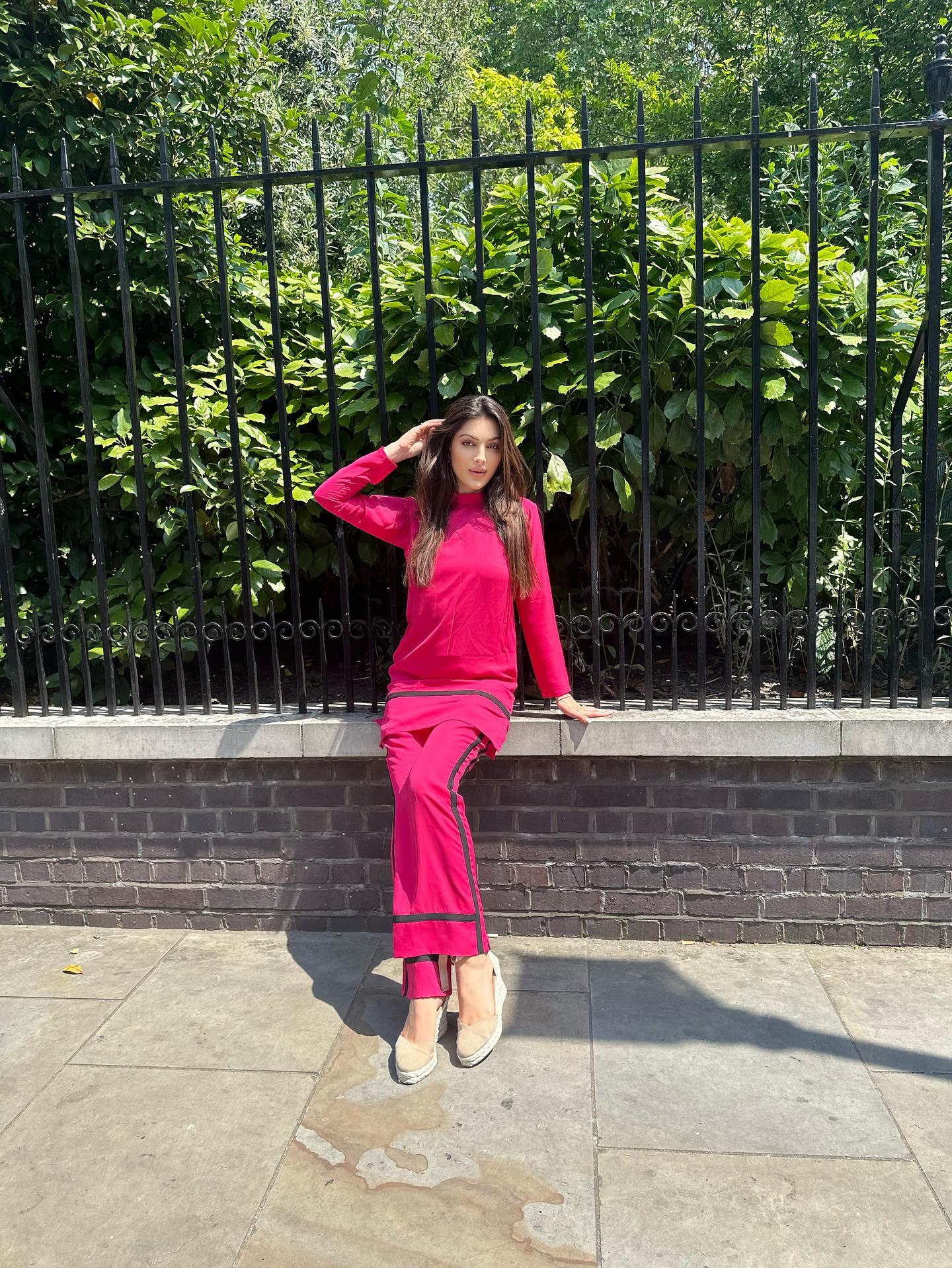 Manahils Stitched Co Ords Pink Co-Ord Set With Strip