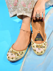 Heeriye Rani Women's Fancy Khussa