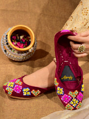 Heeriye Zeb Women's Fancy Khussa