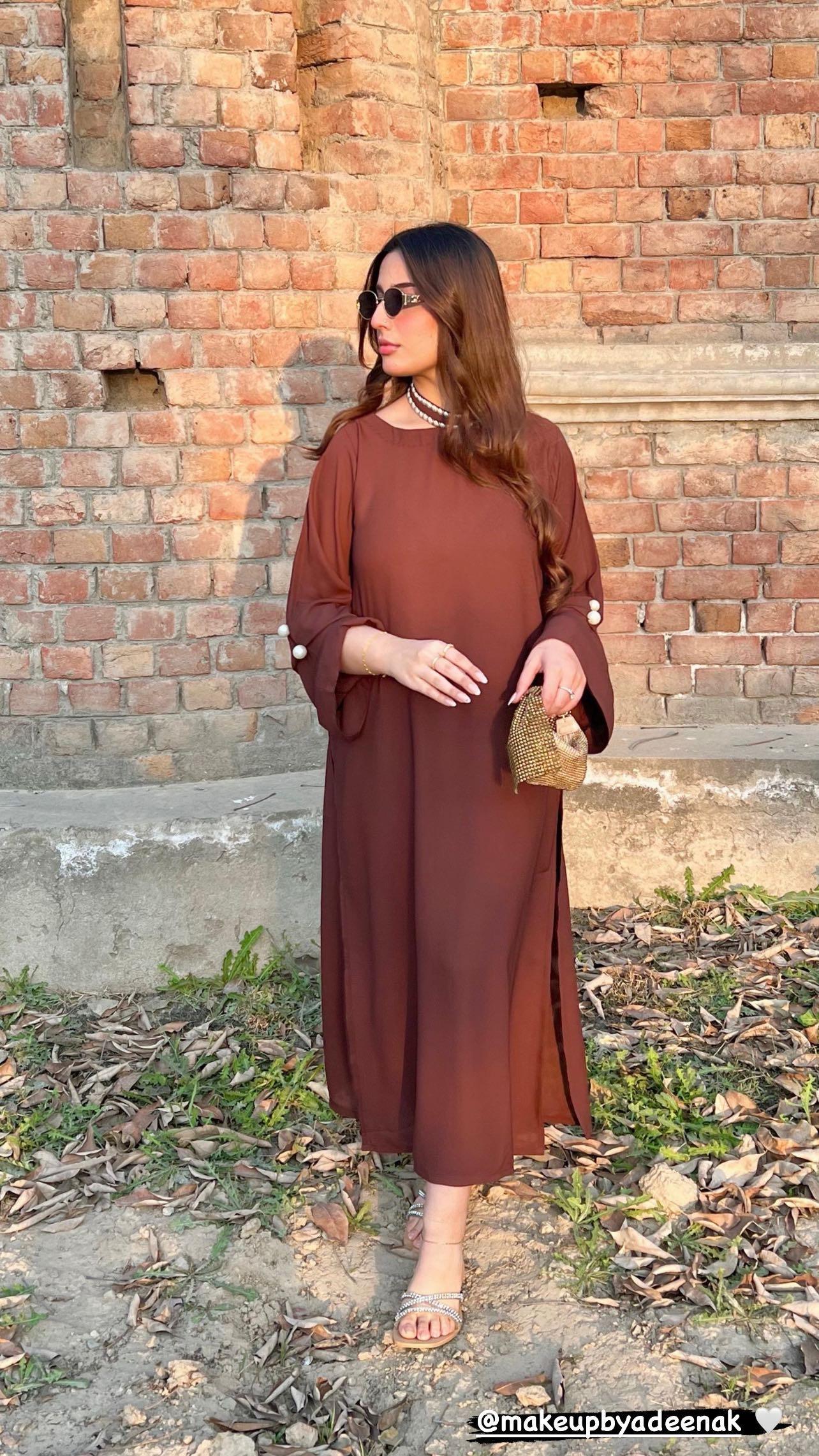 Manahils Stitched Brown Pearls