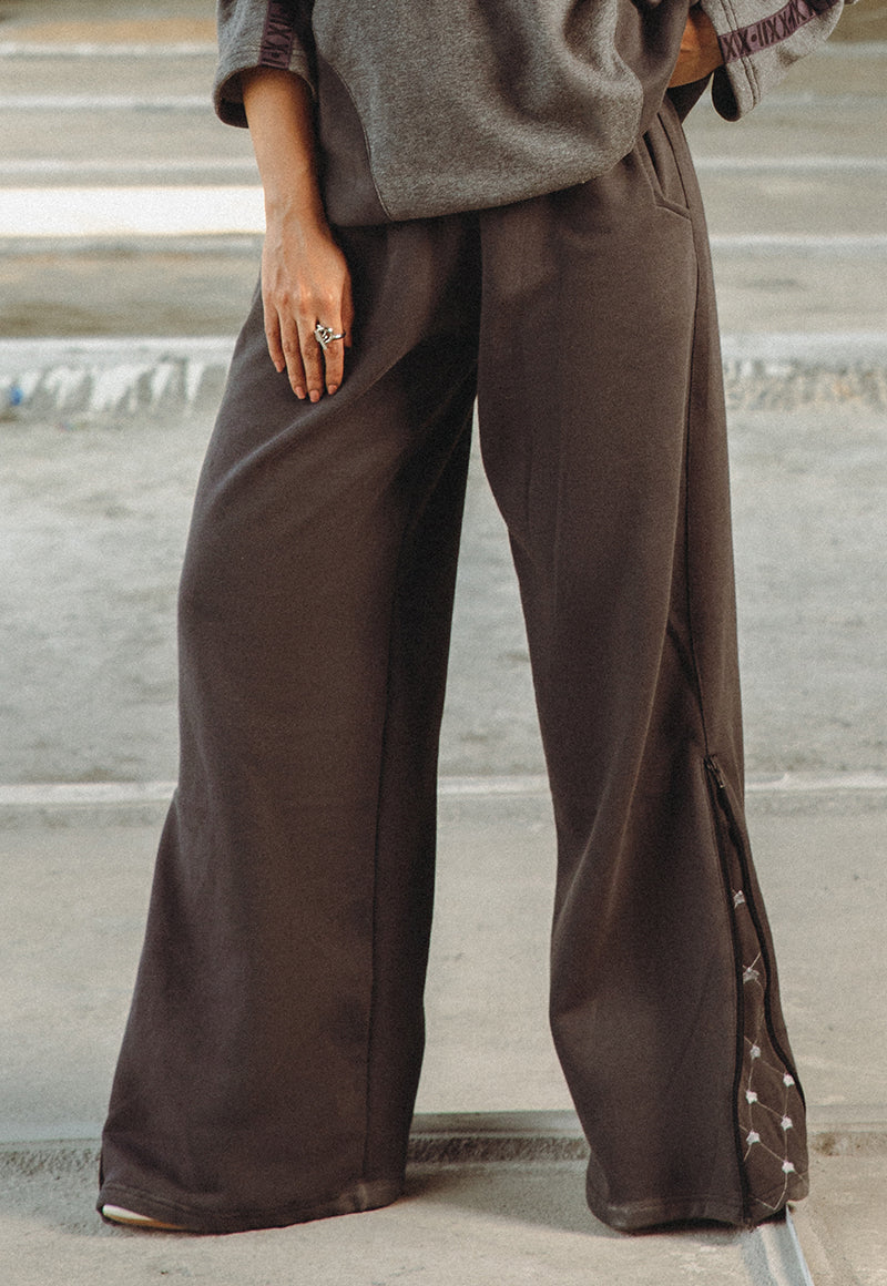 Asim Jofa  Western Wear Ajwpb-02 Unisex Wide Legged Sweatpants 1 Pc