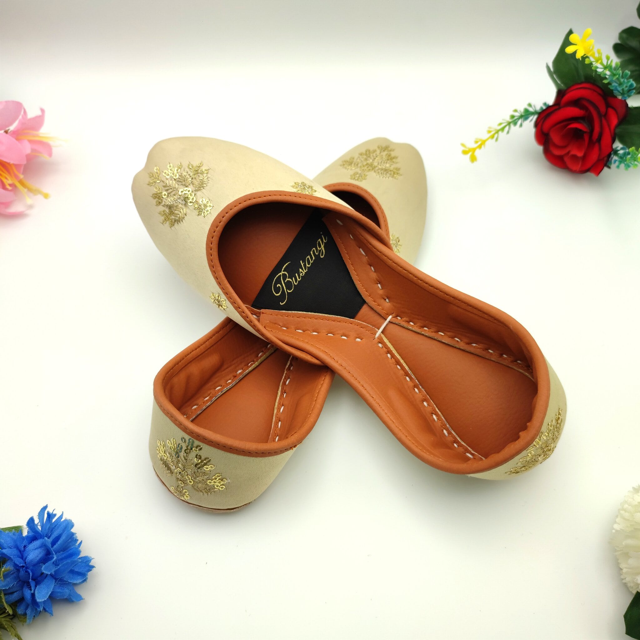 Fawn SHK006 - Bustangi