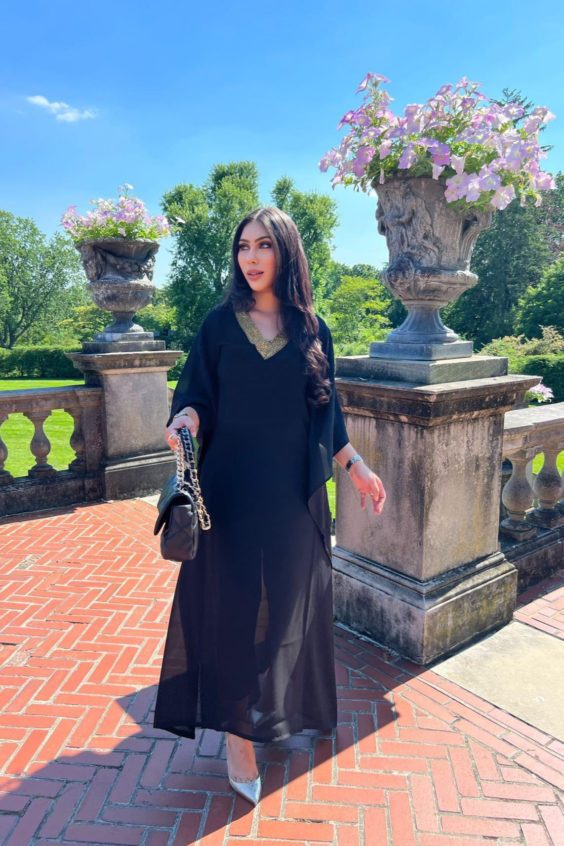 Drape Love Momina Ammar