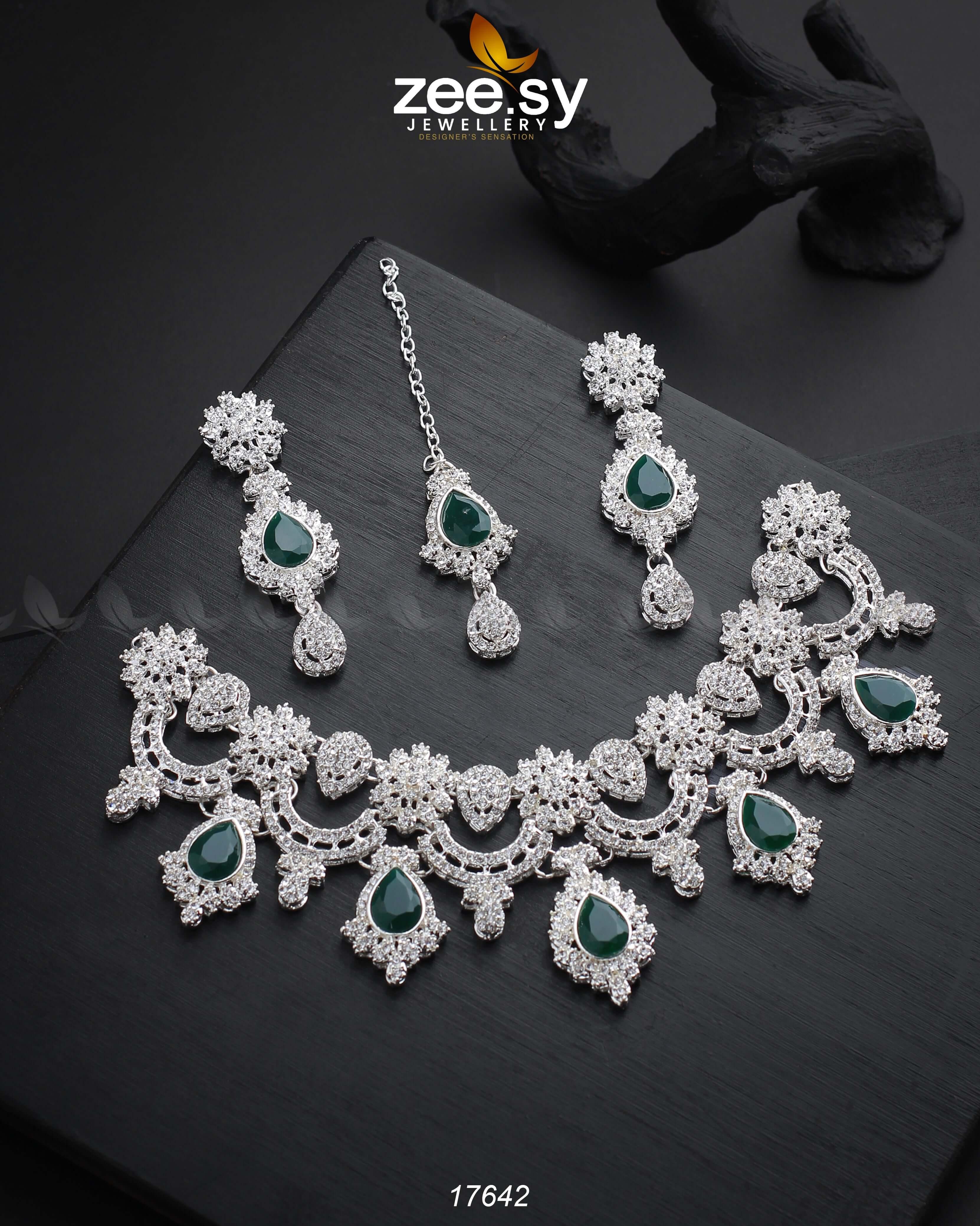 Aether Necklace Silver Green - Zeesy Jewellery