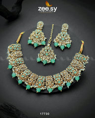 Amaryllis Necklace Mint Green - Zeesy Jewellery