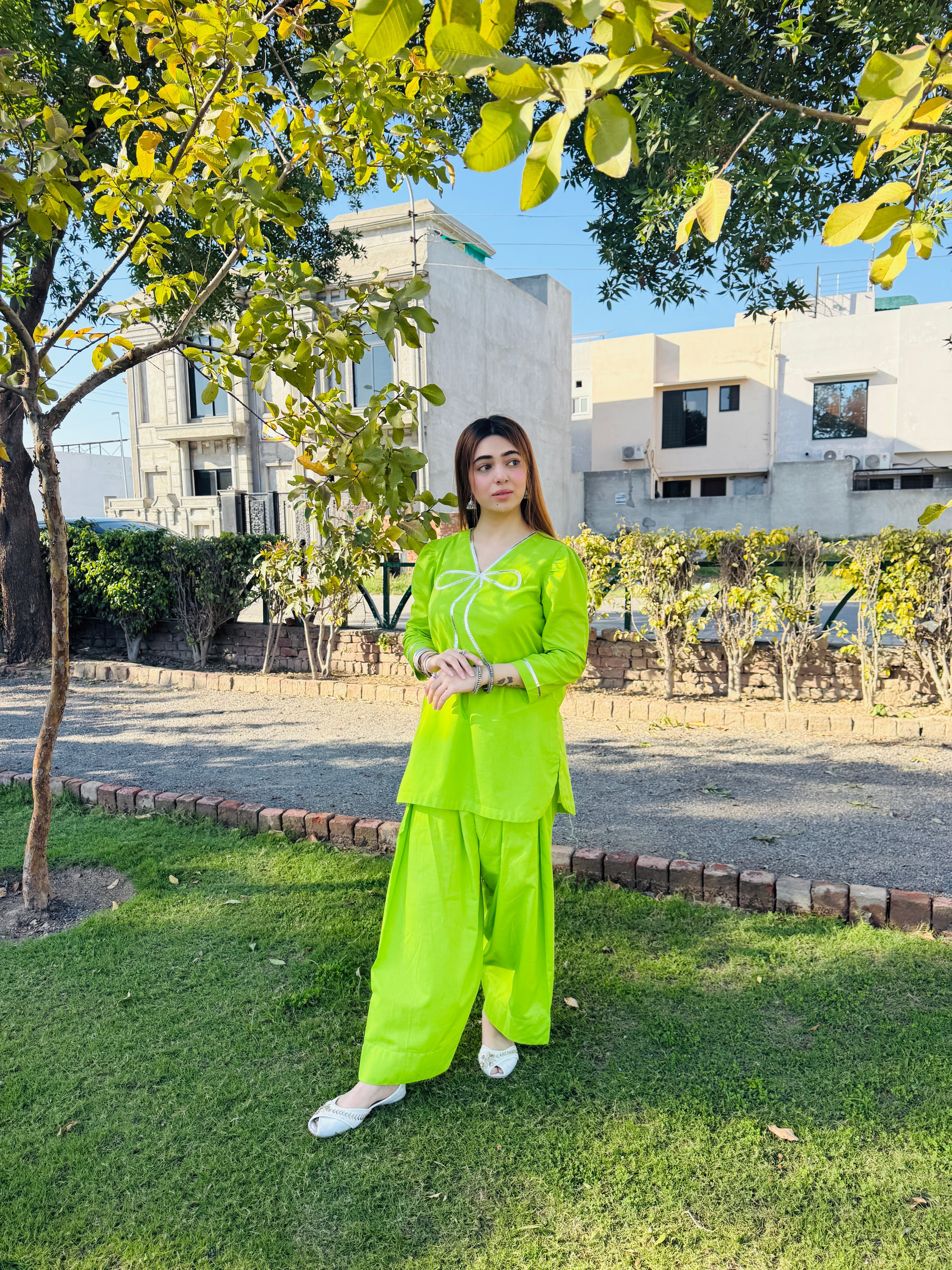 Urban Cut 2 Piece Lawn Embellished  Co- Ord Set with Farshi Shalwar