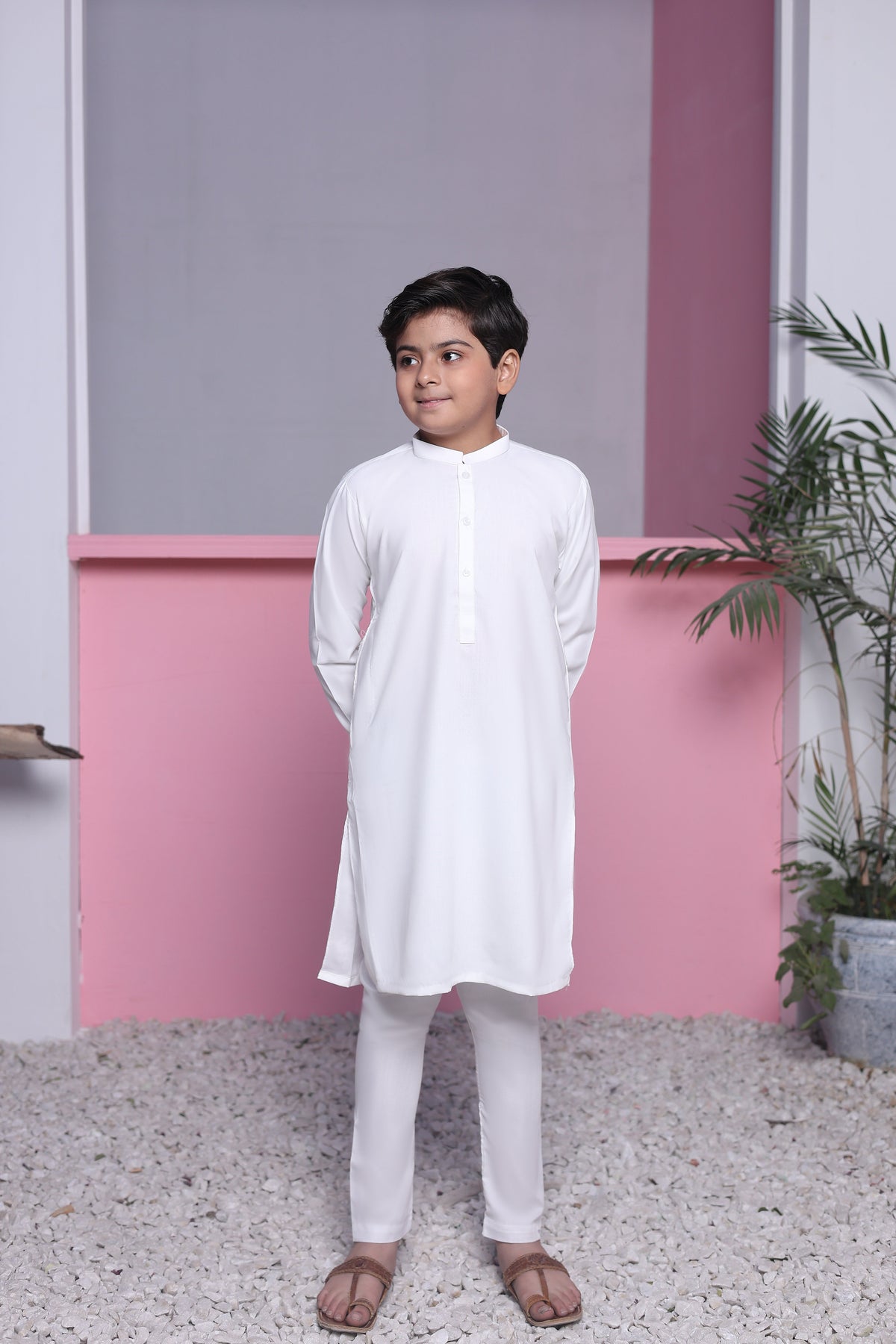 Hassanjee x Shomi