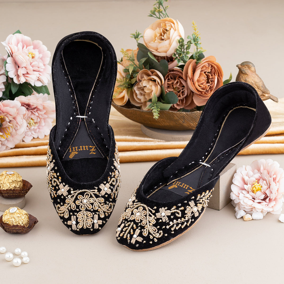 Zuruj Khussa Collection'2025-Zun-240-BLACK