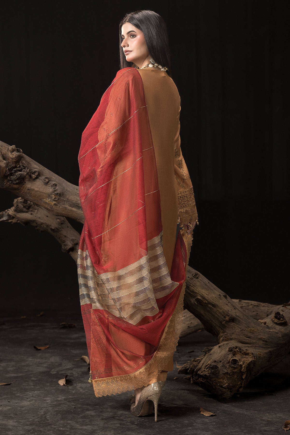 Gulzar e Dil By Imrozia Stitched 3 Piece Winter Collection'2025-I.P-101 Firdous
