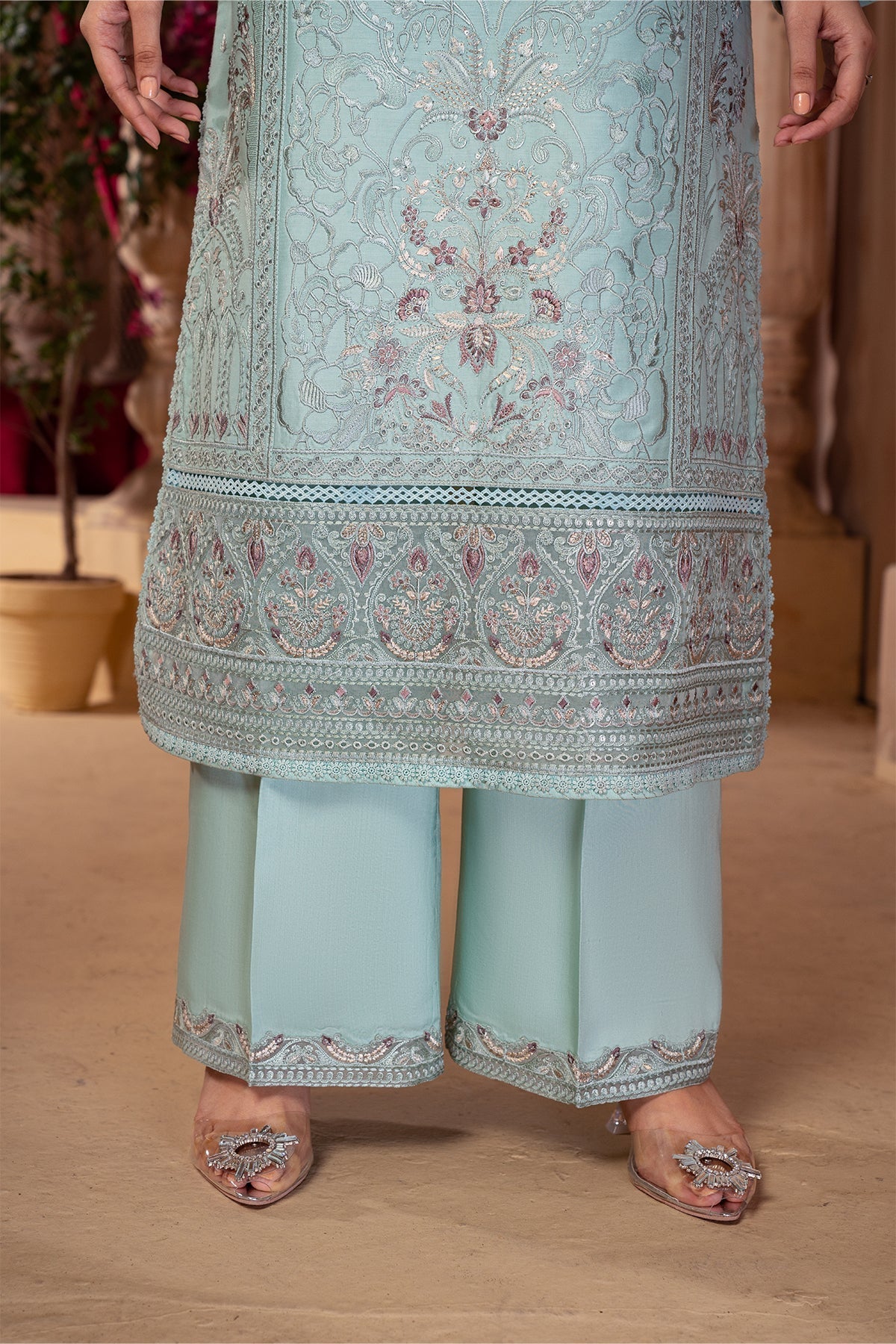 Raya By Imrozia Serene Stitched 3 Piece Winter Collection'2025-IP-120 Miksha