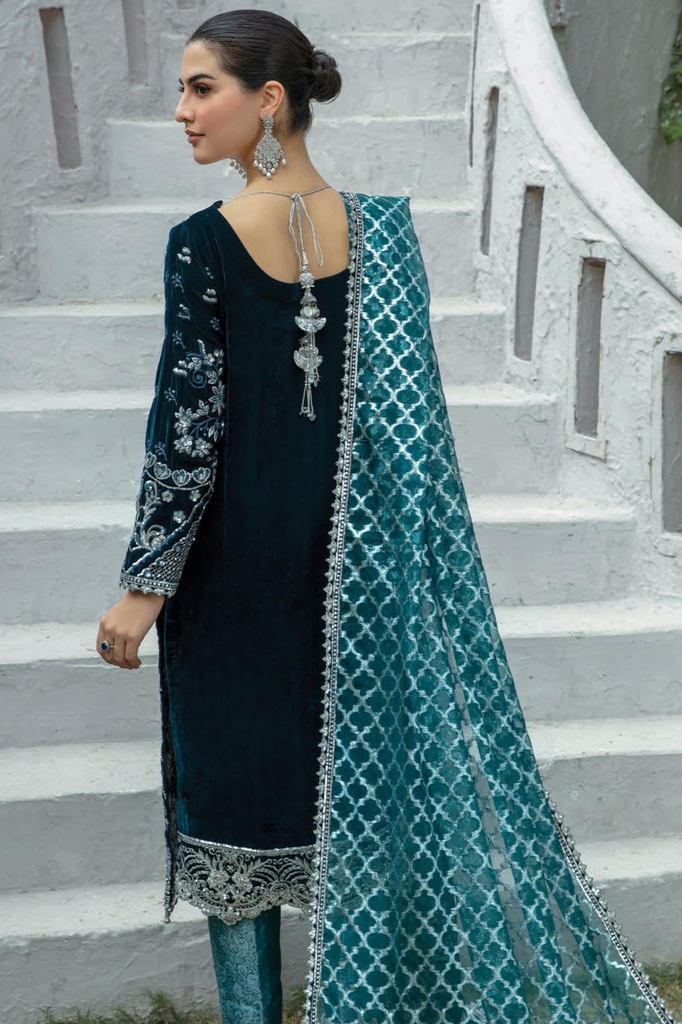 De Velour by Imrozia Unstitched 3 Piece Embroidered Velvet Collection'2022-IV-11-Jade