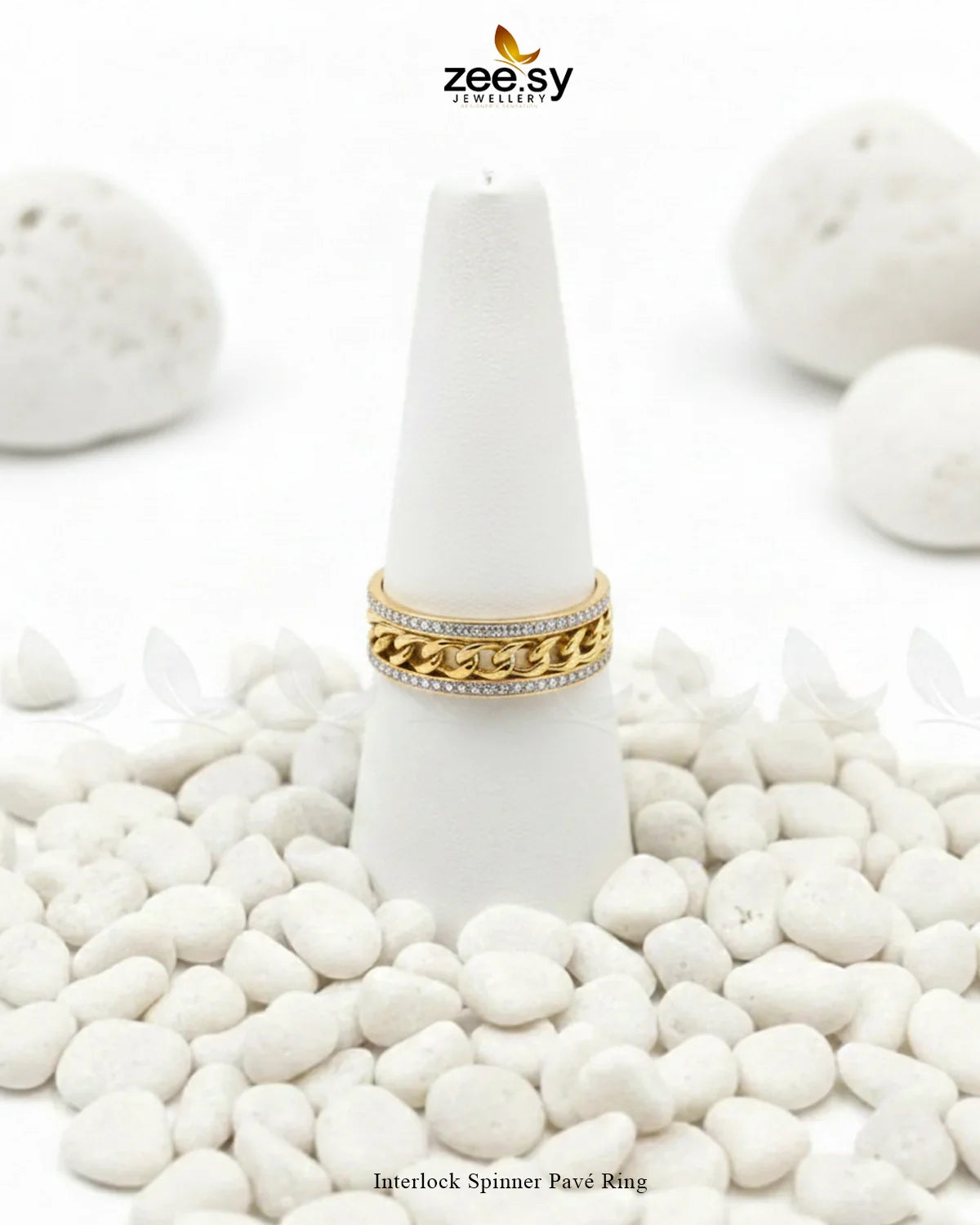 Interlock Spinner Pavé Ring - Zeesy Jewellery
