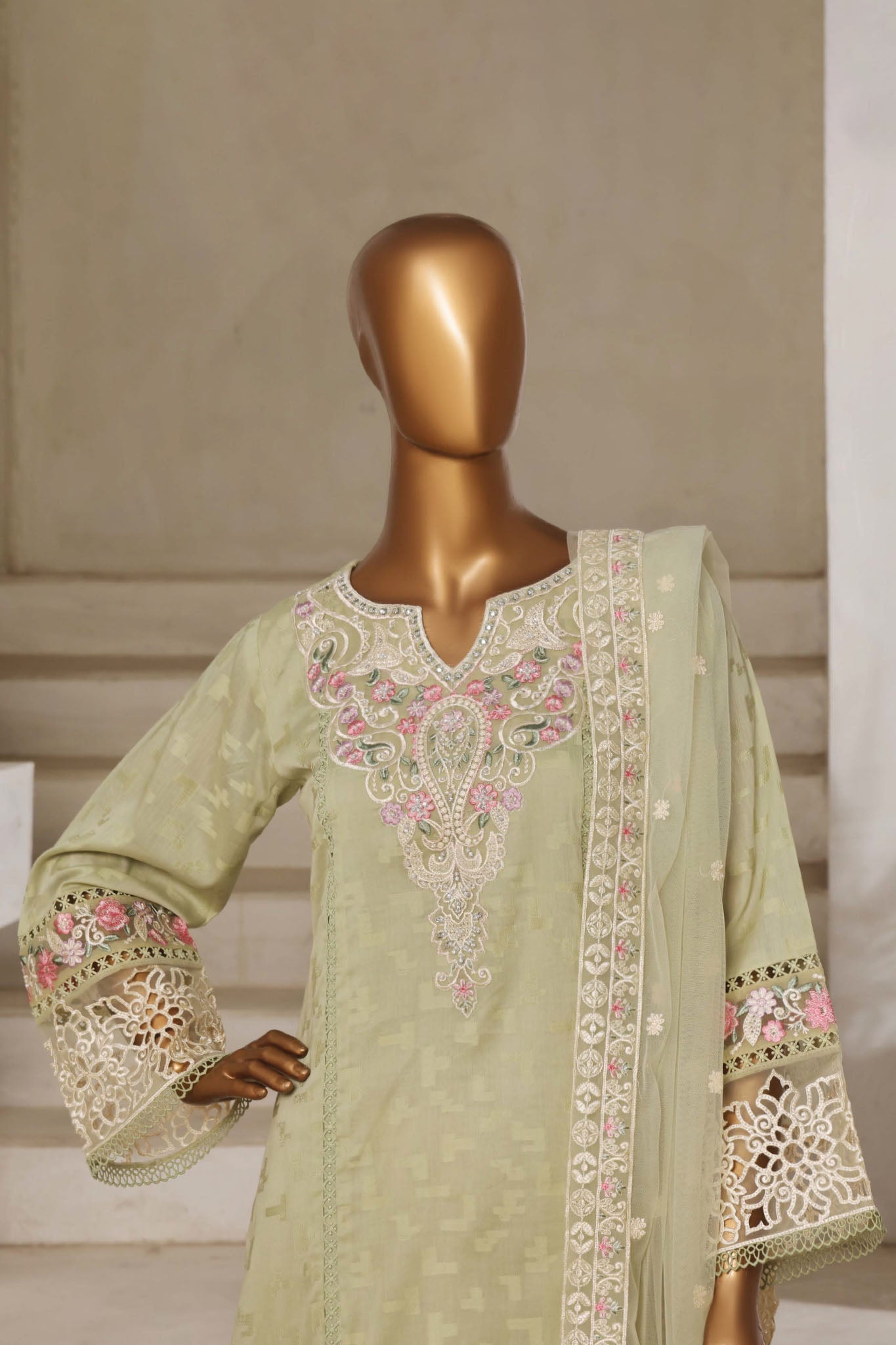 Sada Bahar Stitched 3 Piece Luxury Jacquard Collection'2025-JC-2-Pista