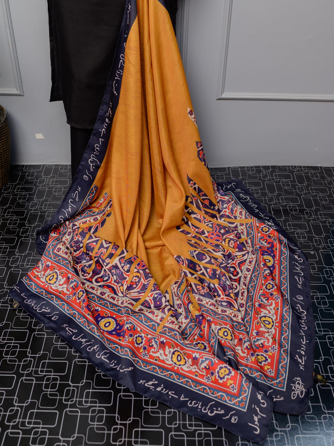 TNG Odhni Collection-Nadaan Odhni