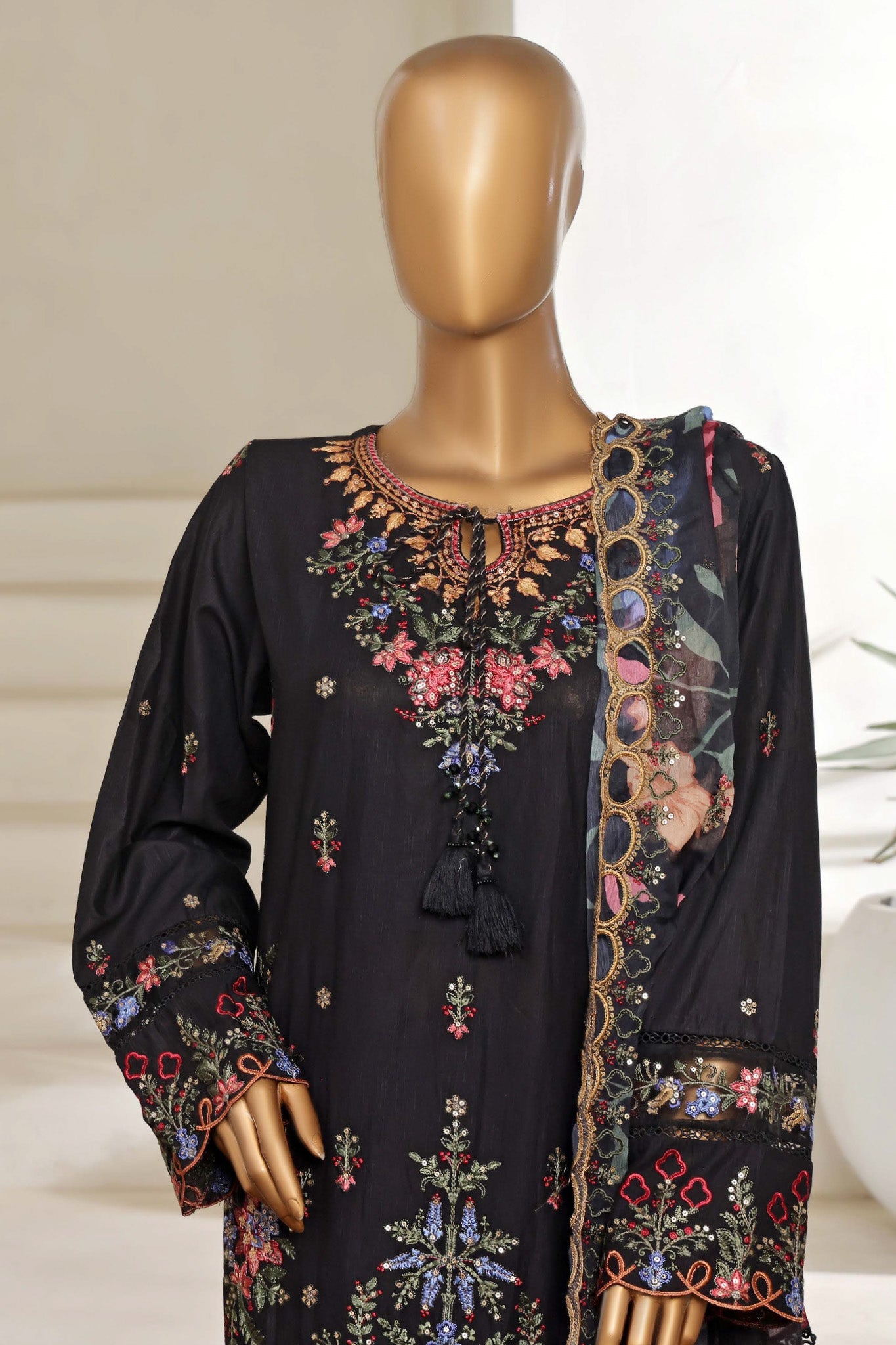 Sada Bahar Stitched 3 Piece Luxury Emb Spring Vol-05 Collection'2025-MK-42-Black