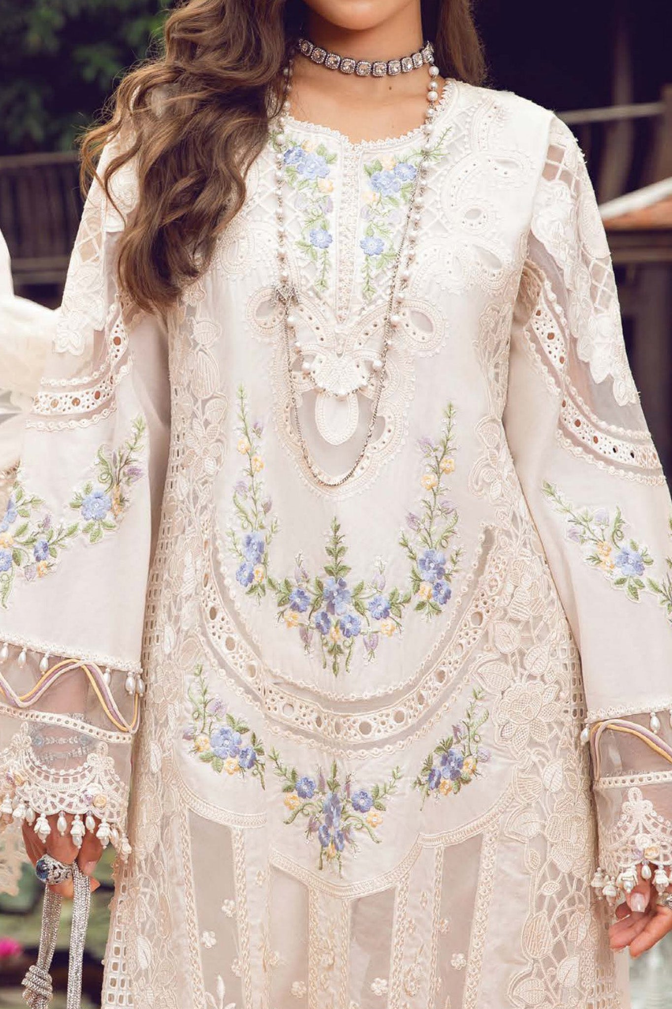 Maria B Unstitched 3 Piece Luxury Emb Lawn Eid 2 Collection'2024-ML-04