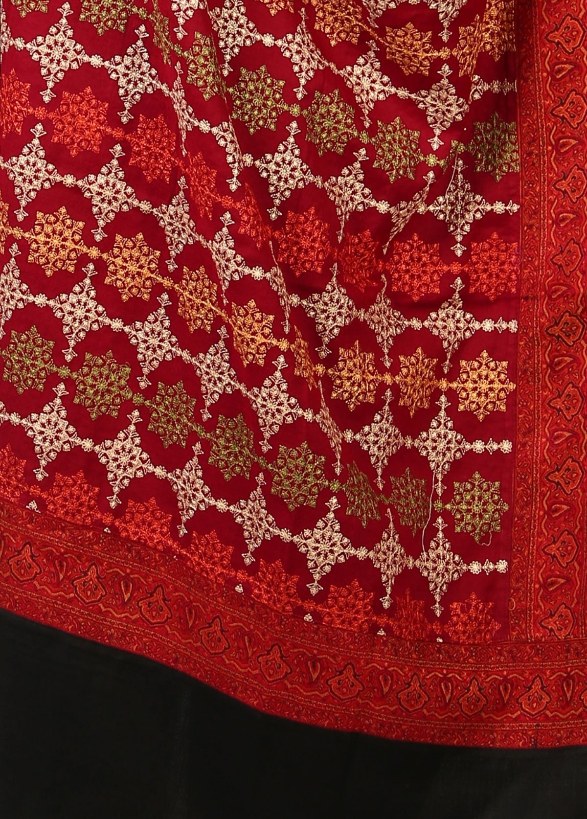 Mominas Mominas Jacquard Patchwork Sitara Jaal Shawl - Maroon & Black Border