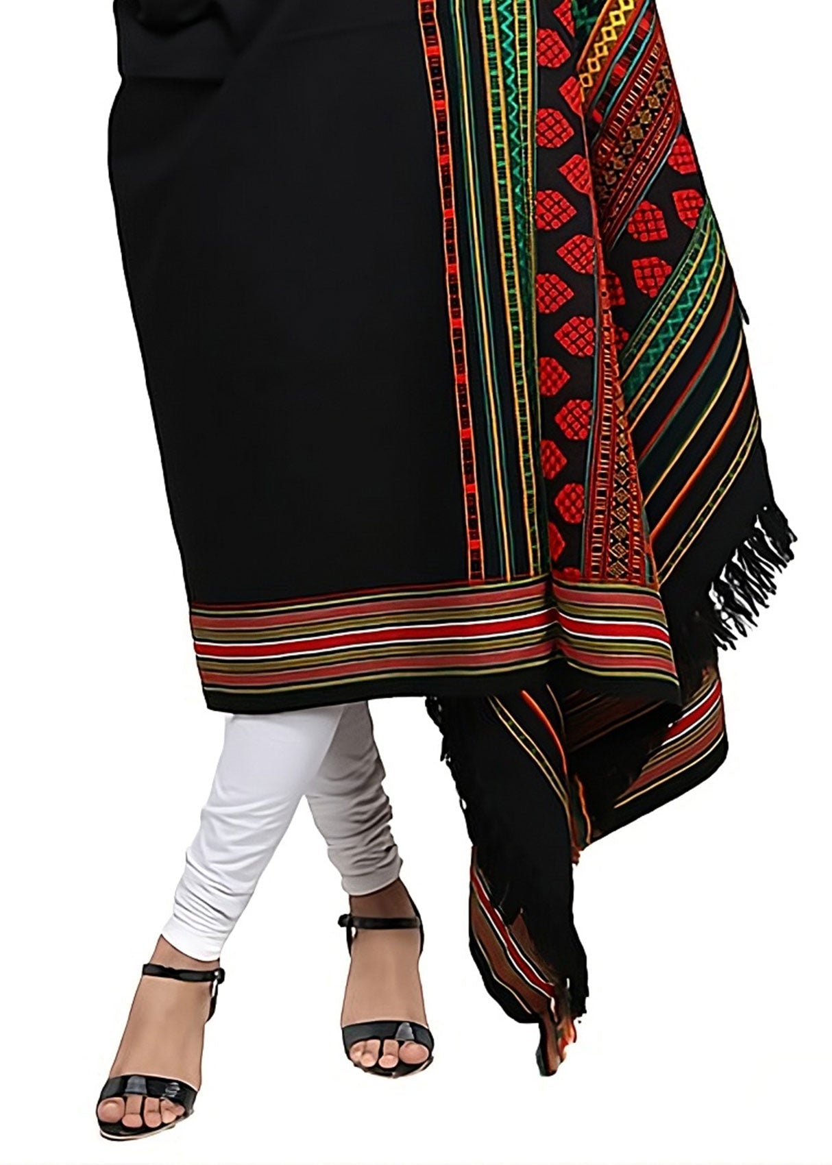 Mominas Timeless Mehrabi Tharri: Red, Green