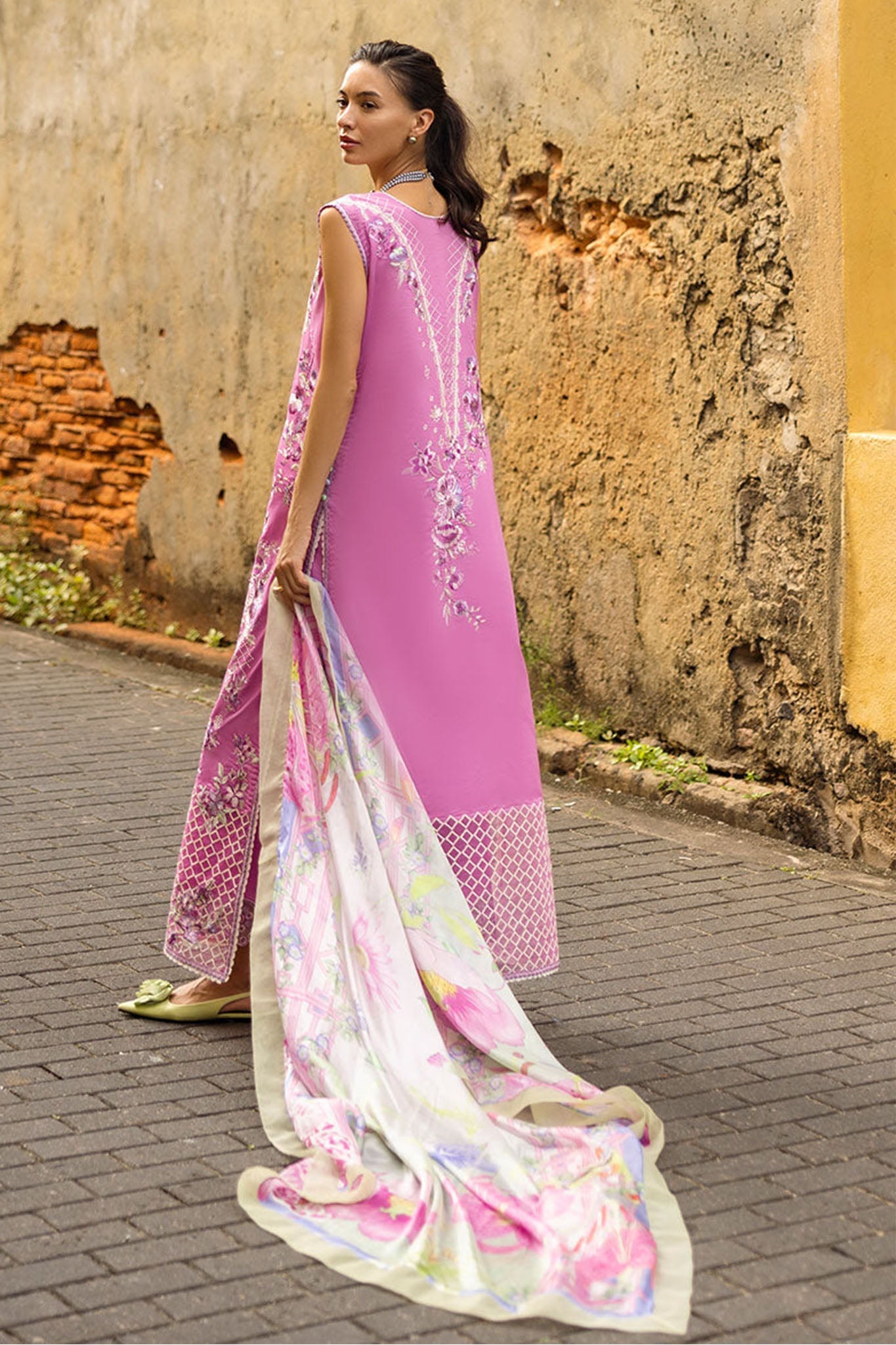 Manaram By Mushq Unstitched 3 Piece Luxury Lawn Collection'2025-MUN-01-Timeless Wave
