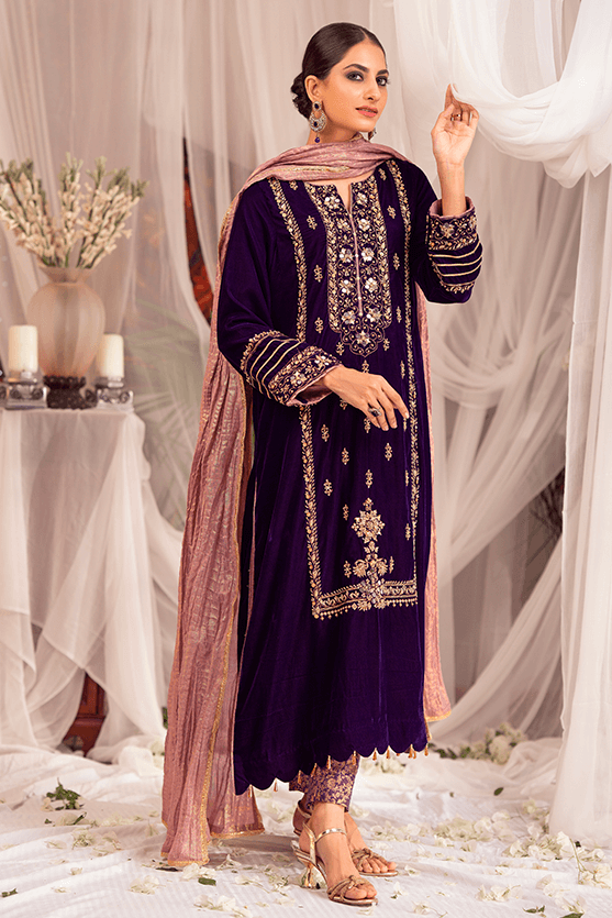 Bagh-E-Makhmal By Zaaviay Stitched Velvet Mehlika (Three Piece)
