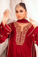 Bagh-E-Makhmal By Zaaviay Stitched Velvet Zenia (Three Piece)