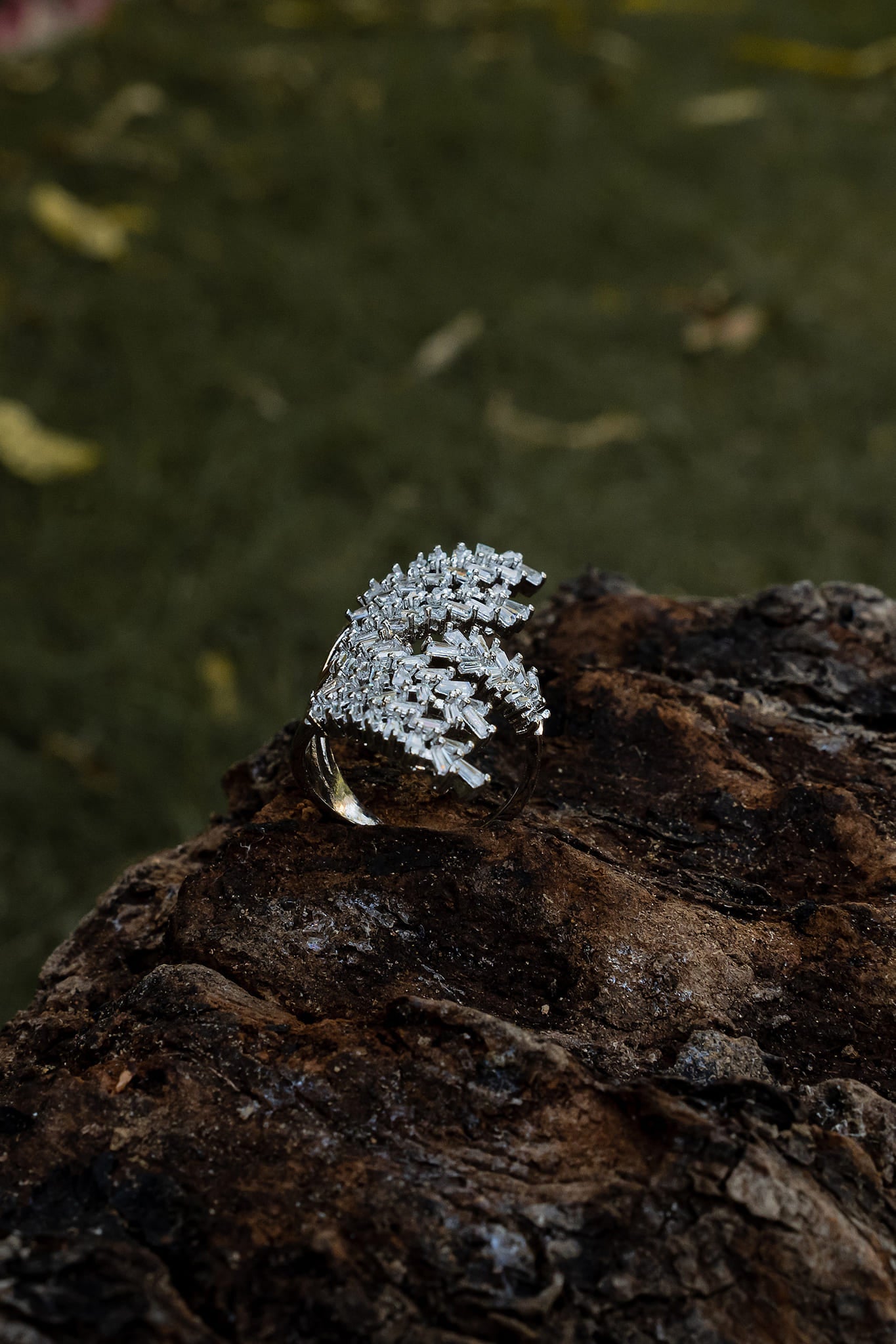 Zircons Cubic Rings Volume-01-OLJ 047-Silver