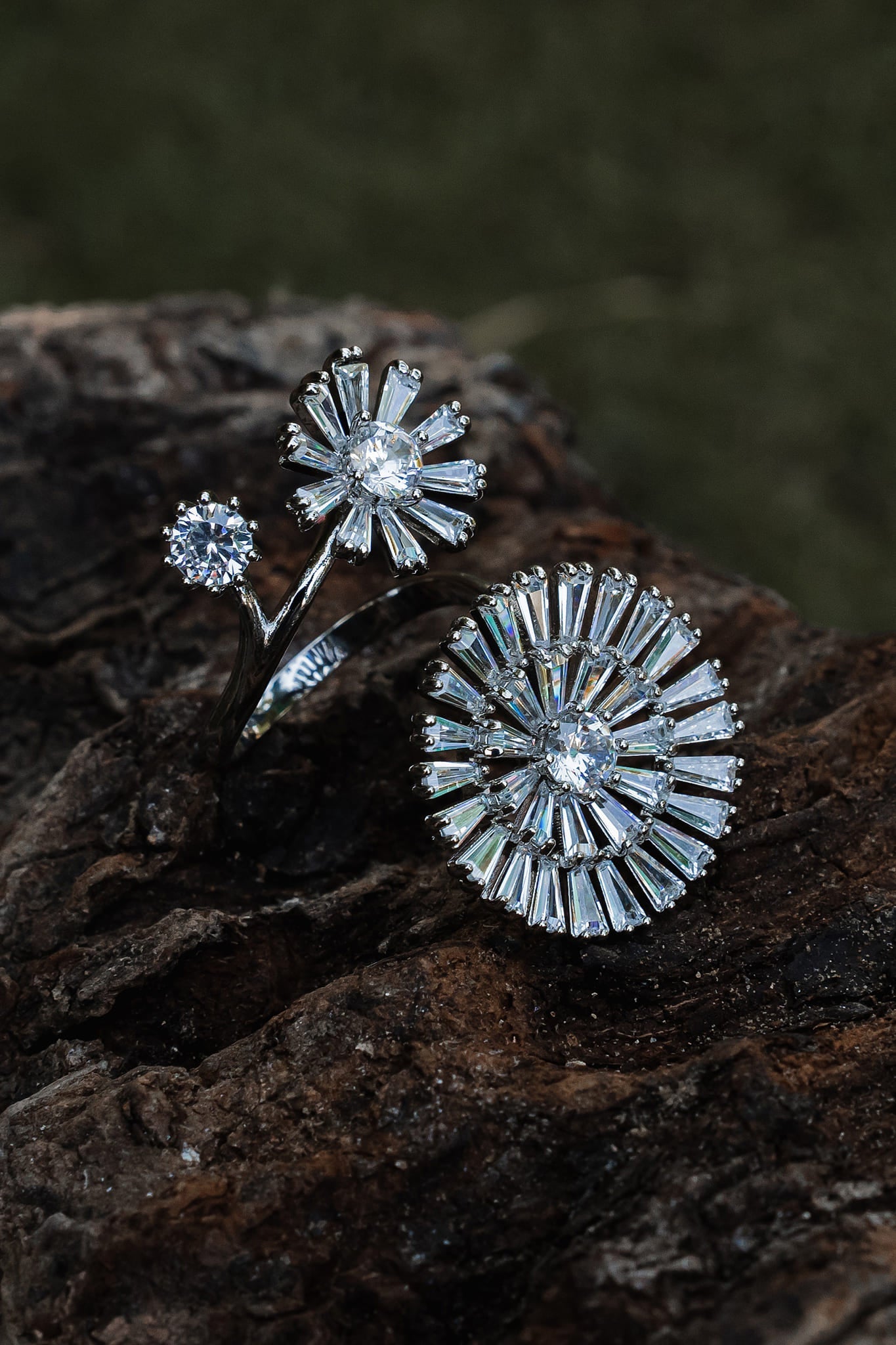 Zircons Cubic Rings Volume-01-OLJ 049-Silver